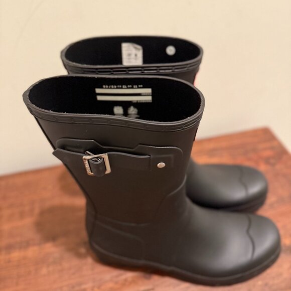 AMAZING LIMITED EDITION MEN\'S HUNTER ORIGINAL SHORT WATERPROOF RAIN BOOTS